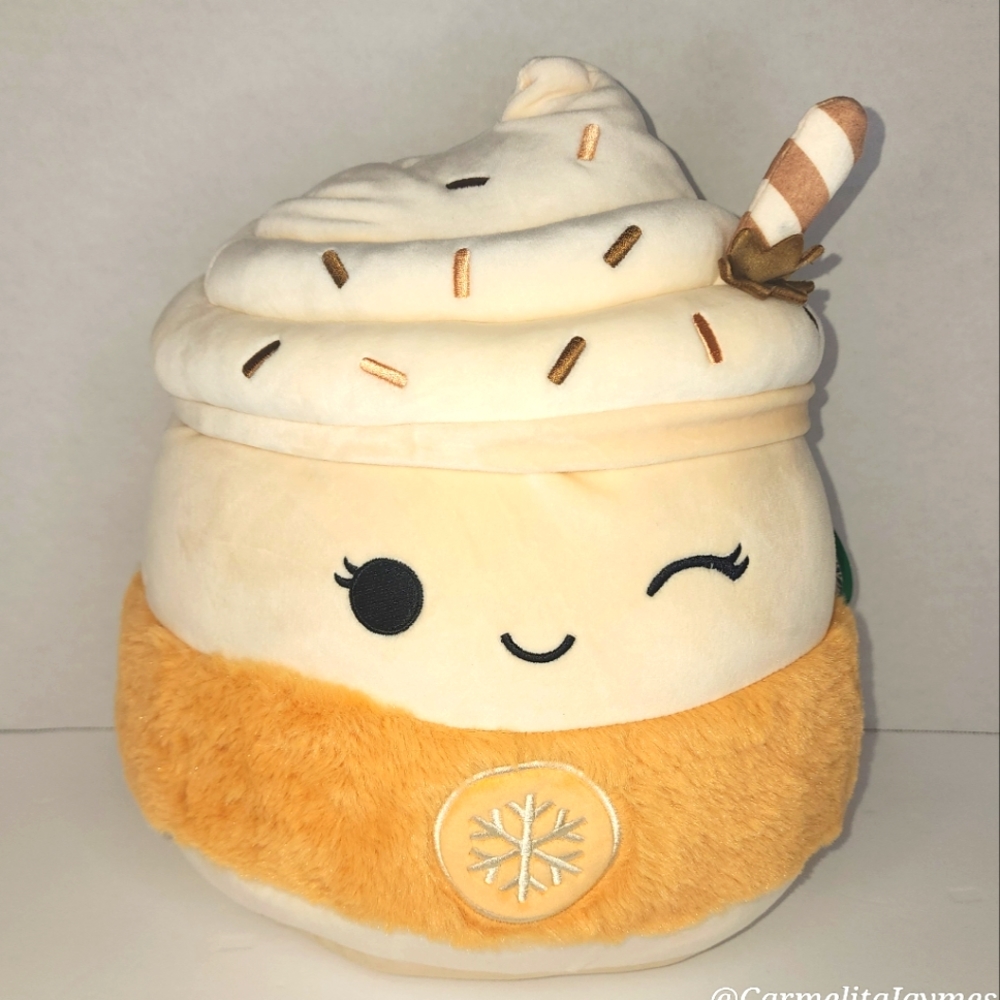 🎄 JOYCE 🍦 Eggnog Sprinkles & Gingerbread in Furry Cup Christmas Squishmallow